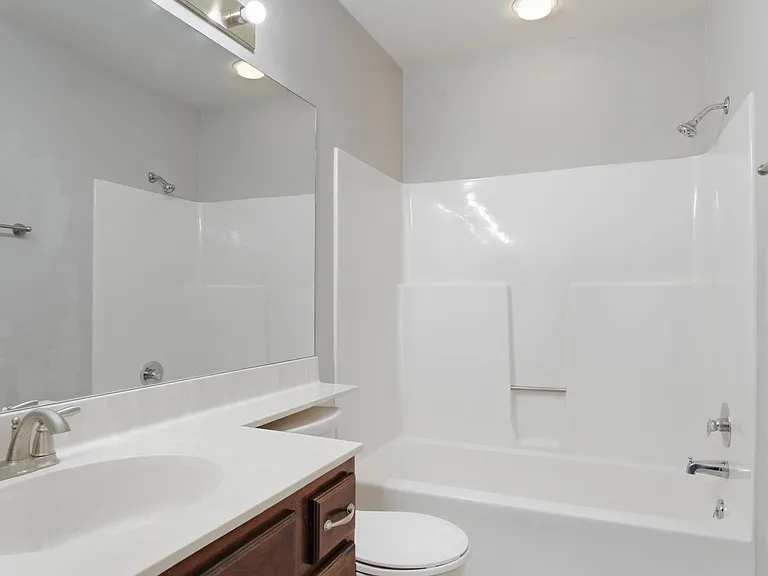 205 Fairmont Ct — Photo 22