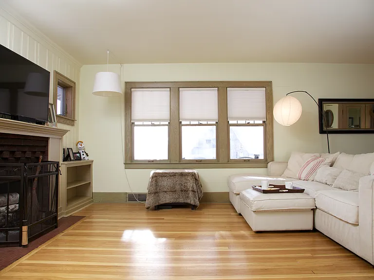 210 N Lafayette Ave — Photo 7