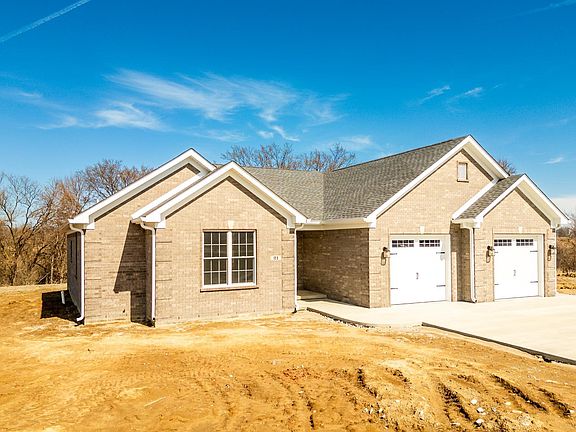 2nd image of 21 Fountain Dr