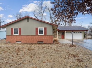 2308 Aspen Ln NE, Cedar Rapids, IA 52402