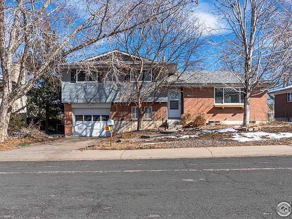 2nd image of 1320 32nd Ave