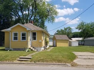 89 Warsaw St, La Porte, IN 46350