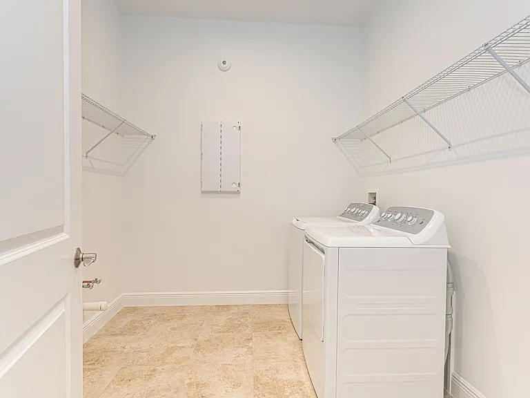 9155 SW Esule Way — Photo 48