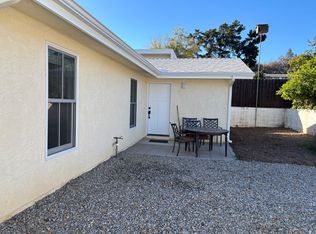 135 Almond St #B, Fallbrook, CA 92028