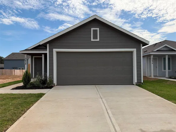 19058 Style Dr, Conroe, TX
