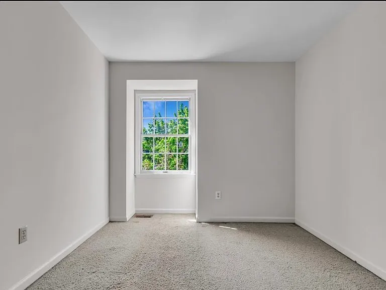 5480 Grace Ave — Photo 21
