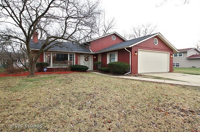 1st image of 22817 Valley Dr