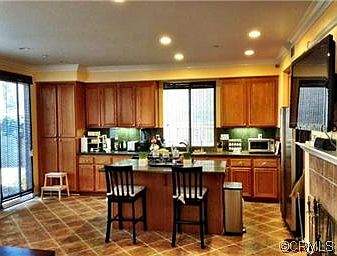 2nd image of 16826 Pembrook Ln