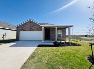 1404 Almeda Rd, Seguin, TX 78155