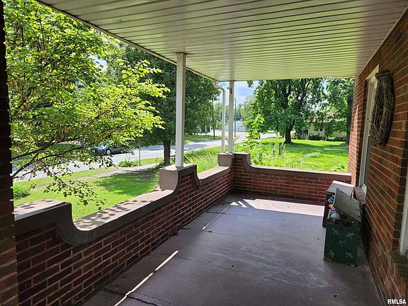 5th image of 345 N Hickory St