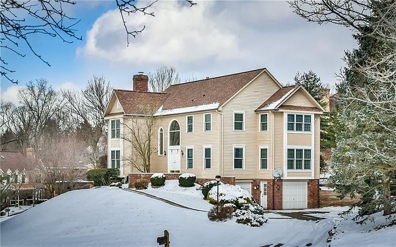 1st image of 10224 Country Manor Ln