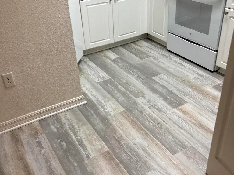 3018 Alcazar Pl #103 — Photo 46