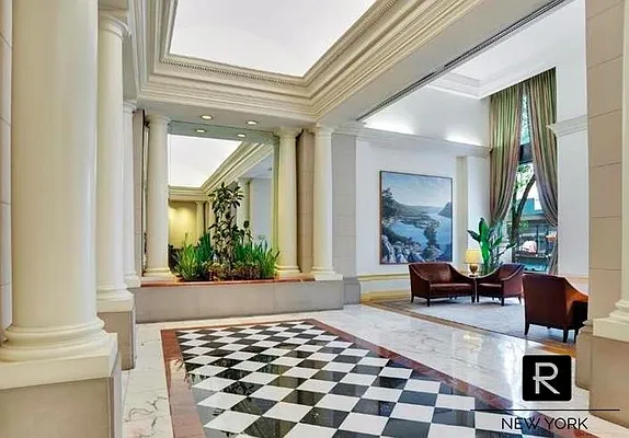 Rented by R New York | media 19