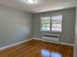 43-35 216th St FLOOR 2, Bayside, NY 11361