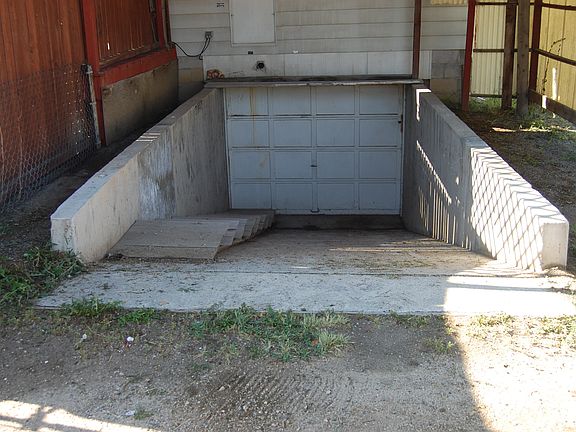 full basement under home