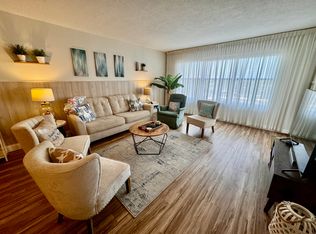 5220 Brittany Dr S APT 607, Saint Petersburg, FL 33715