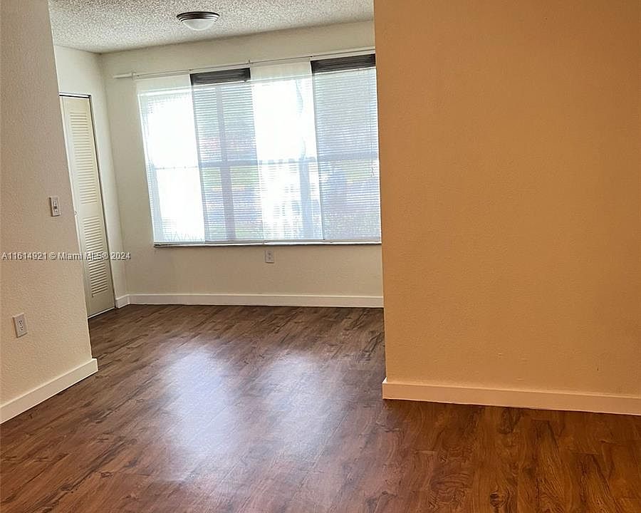 1st image of 12510 Vista Isles Dr #12