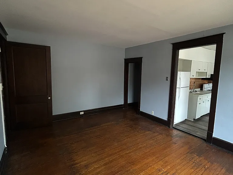 619 S 5th St — Photo 23