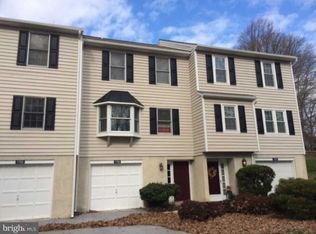 1706 N Glen Dr, Glen Mills, PA 19342