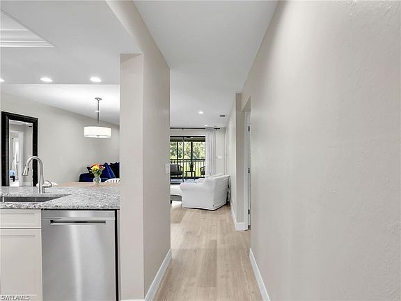 4th image of 13001 Cross Creek BLVD #1215