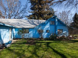 3780 Redwood Ave, Grants Pass, OR 97527