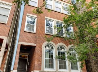 632 W Schubert Ave #3, Chicago, IL 60614