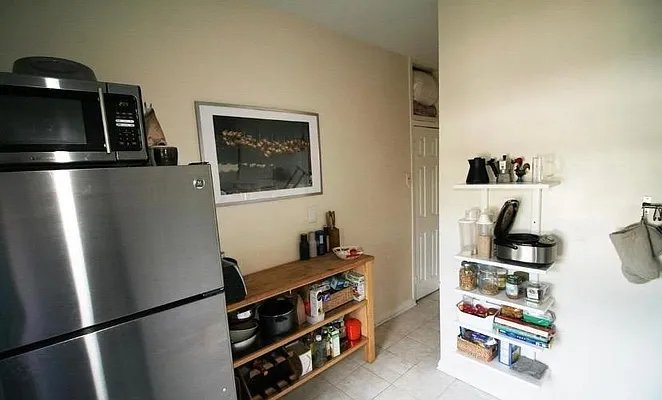 Rented by RBM Brokerage | media 15