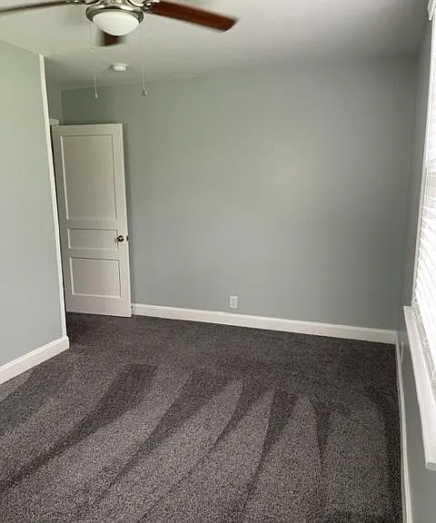 111 Peggy St — Photo 4