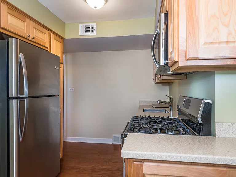 3177 W 115th St #3W — Photo 3