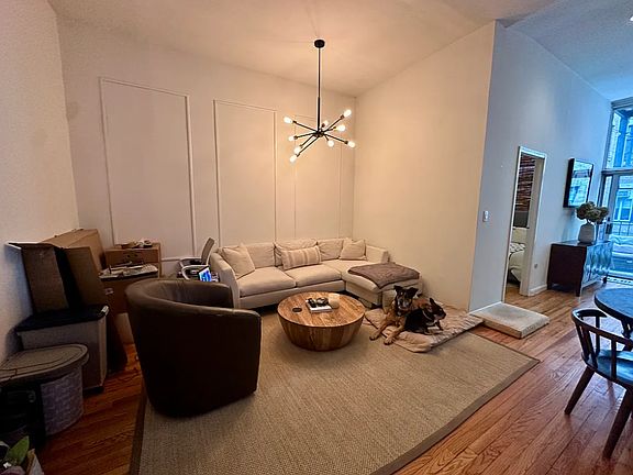 2nd image of 67 W 85th St APT 1B