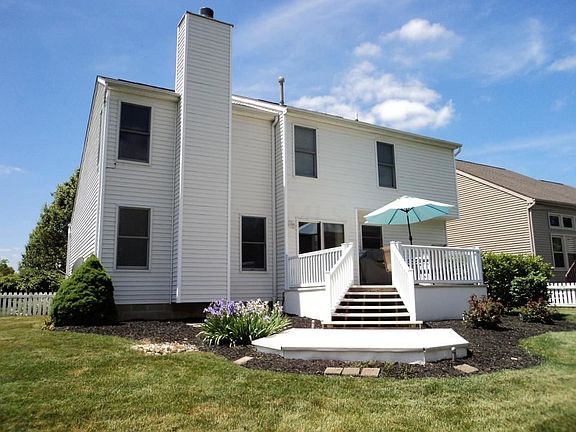 4th image of 1106 Barlowe Run Dr