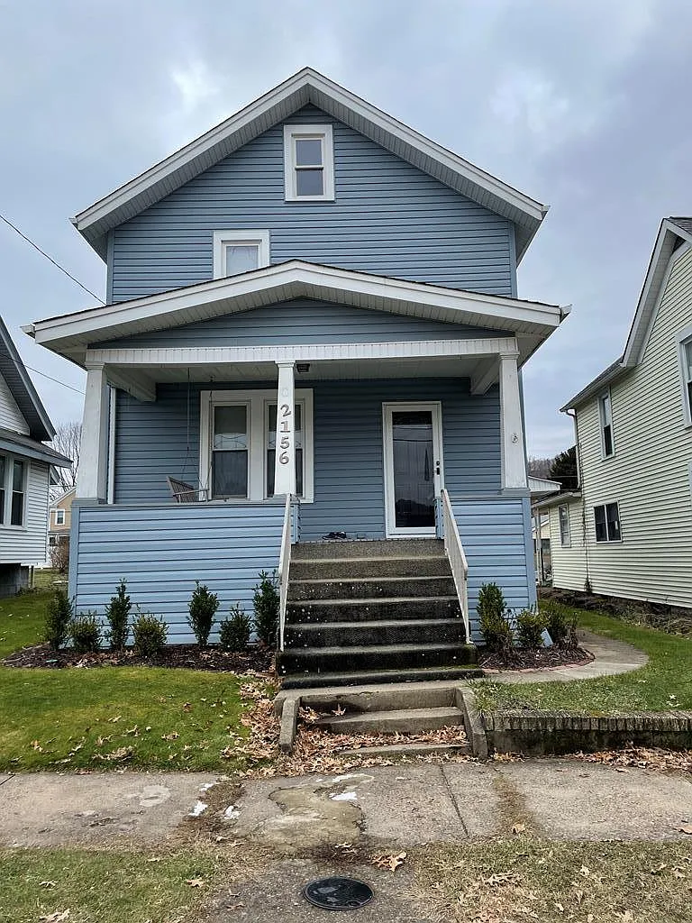 2156 Marshall Ave photo 1