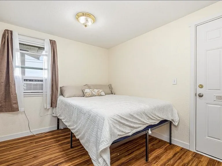 113 S Gardner Rd #B — Photo 7