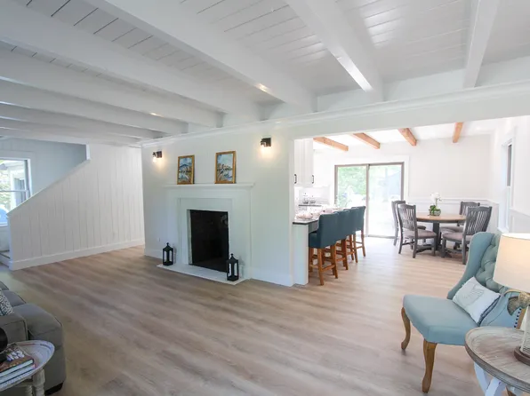 82 Ashton Avenue, East Falmouth, MA 02536