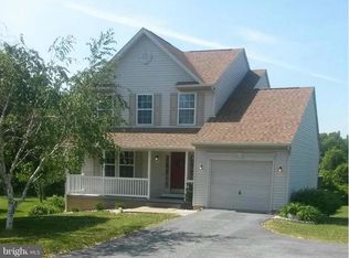 216 Victoria Dr, Martinsburg, WV 25403