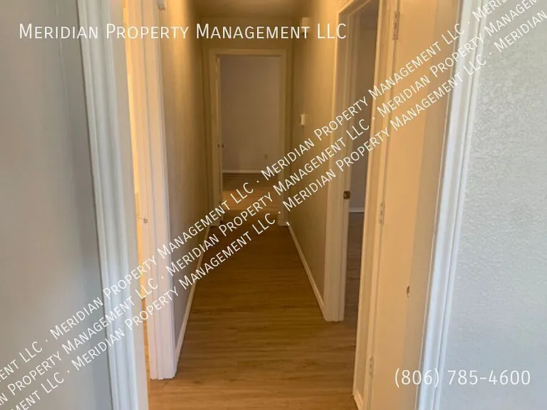 2019 S Loop 289 — Photo 12
