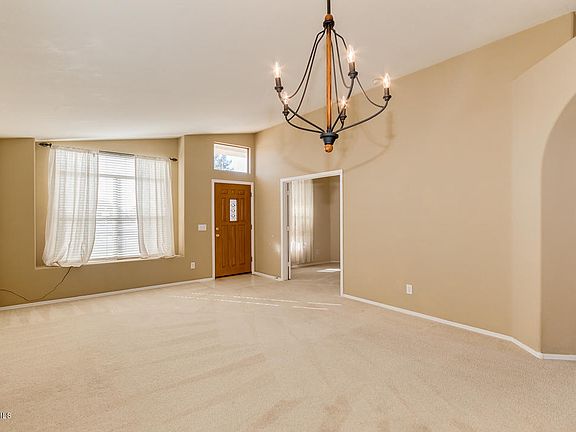 4th image of 12712 W Roanoke Ave