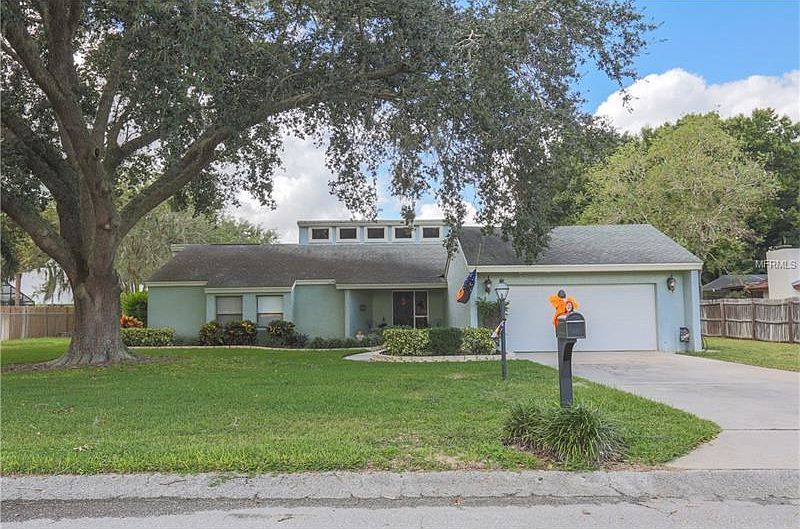 1st image of 1209 Cypress Point E