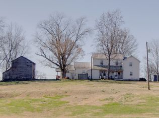 20 Bledsoeborough Ln, Riddleton, TN 37151