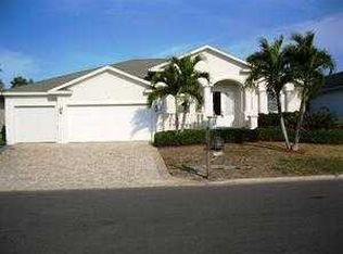 407 7th Ave N, Tierra Verde, FL 33715