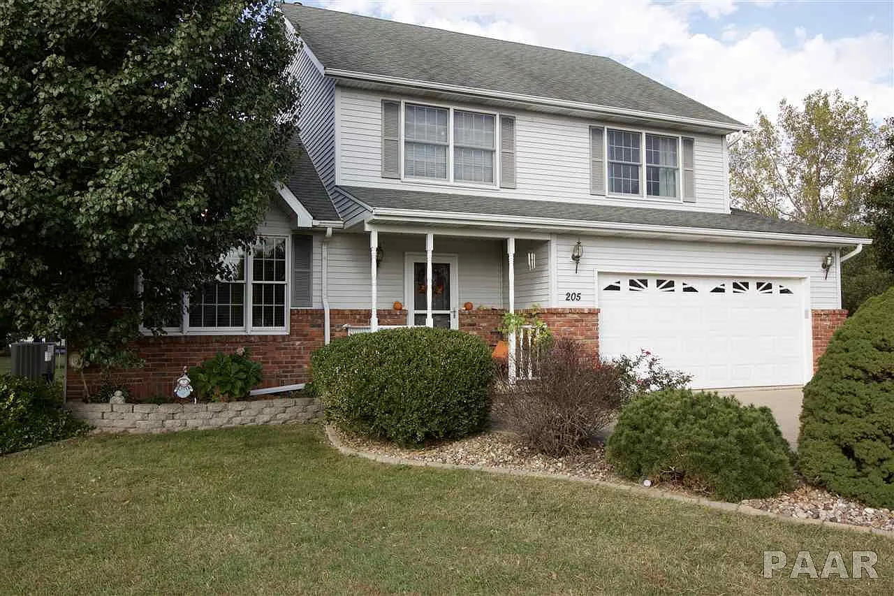 205 Country Dr photo 1