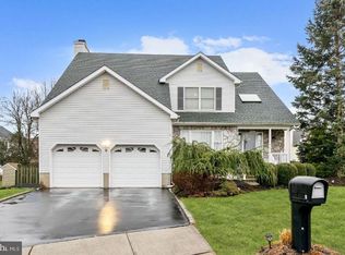 8 Odell Ct, Hillsborough, NJ 08844