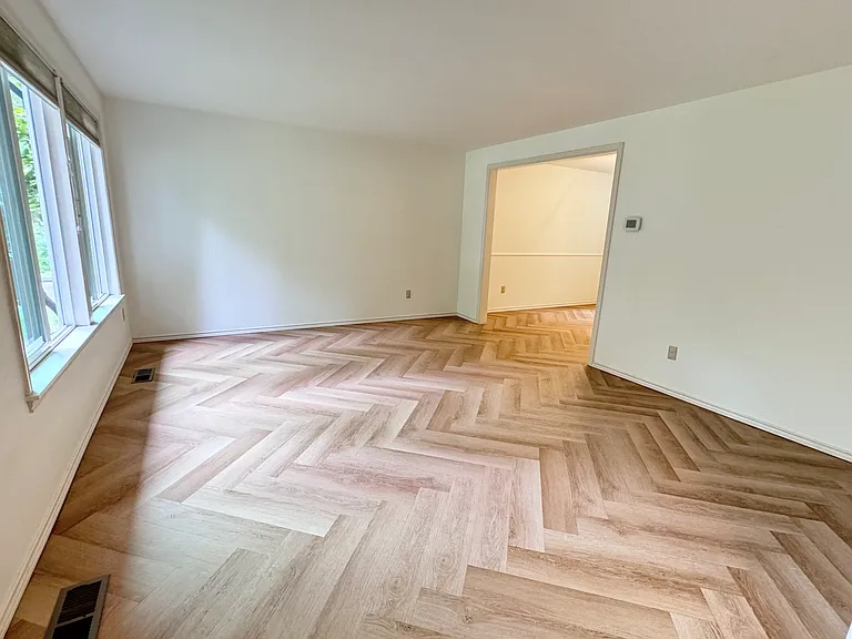 13502 NE 190th Pl — Photo 5