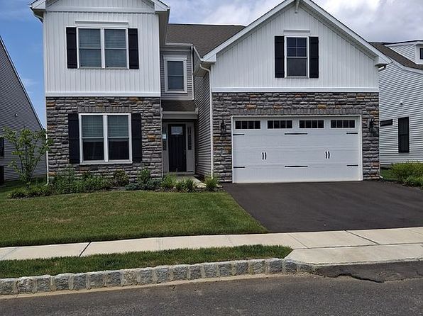 15 Orchid Ct