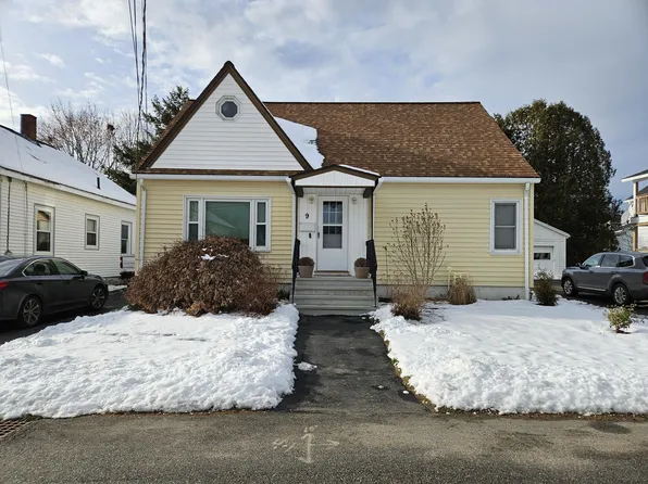 9 Stewart Street, Lewiston, ME 04240