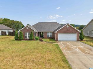 179 Stonehaven Dr, Pelham, AL 35124