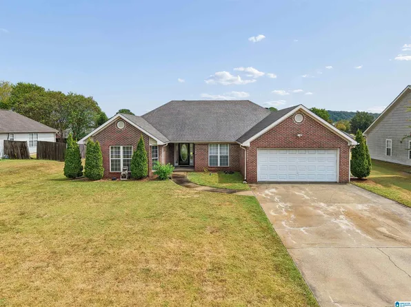 179 Stonehaven Dr, Pelham, AL 35124