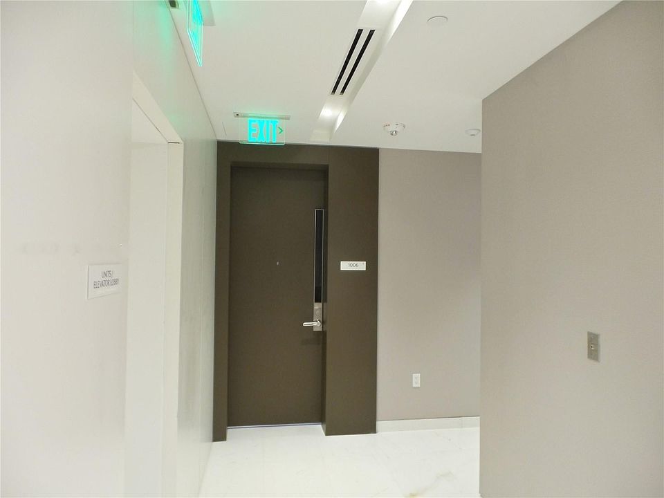 1st image of 300 Biscayne Blvdway #1006E
