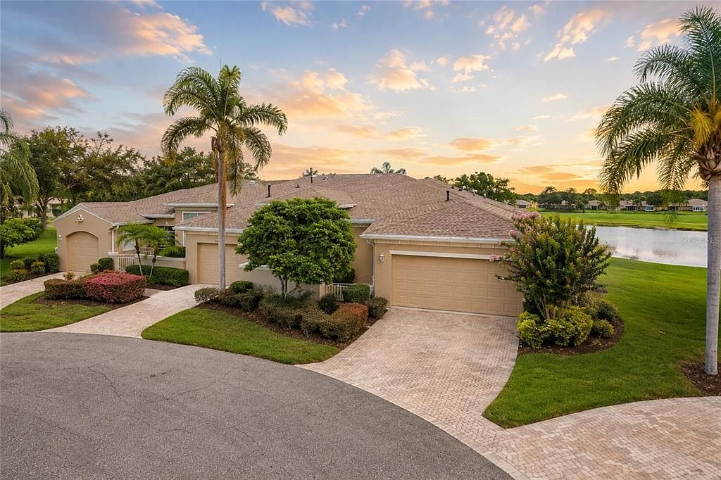 1015 CHELSEA GREENS COURT #40 — Scepter Golf Club