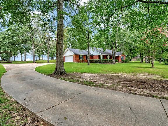 4th image of 754 Pamela Ln